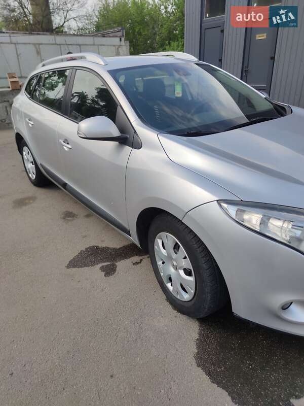 Універсал Renault Megane 2011 в Дніпрі