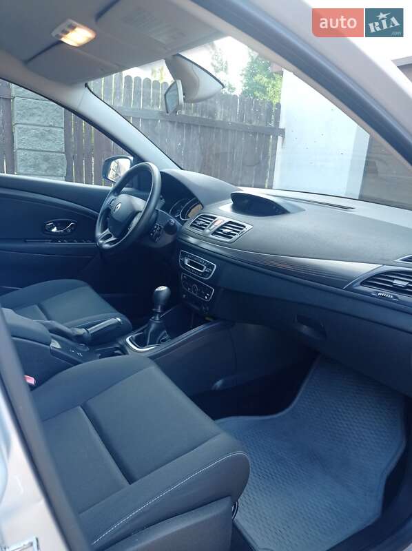 Універсал Renault Megane 2012 в Сарнах