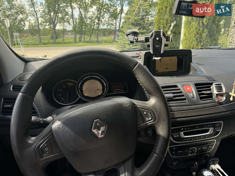 Хетчбек Renault Megane 2010 в Самборі фото 12 Хетчбек Renault Megane 2010 в Самборі