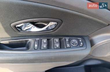 Универсал Renault Megane 2012 в 