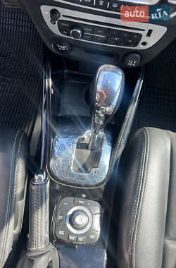 Хэтчбек Renault Megane 2013 в 