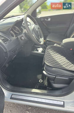 Универсал Renault Megane 2004 в 
