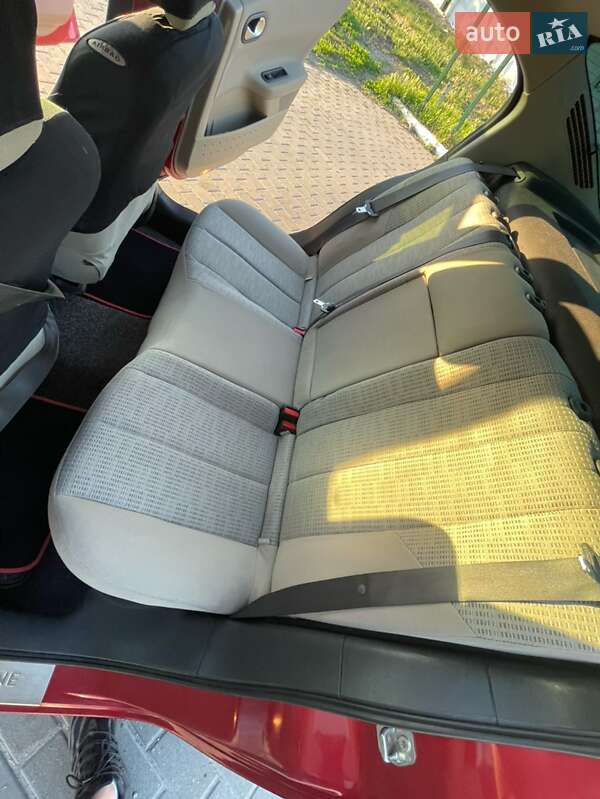 Седан Renault Megane 2006 в Дніпрі