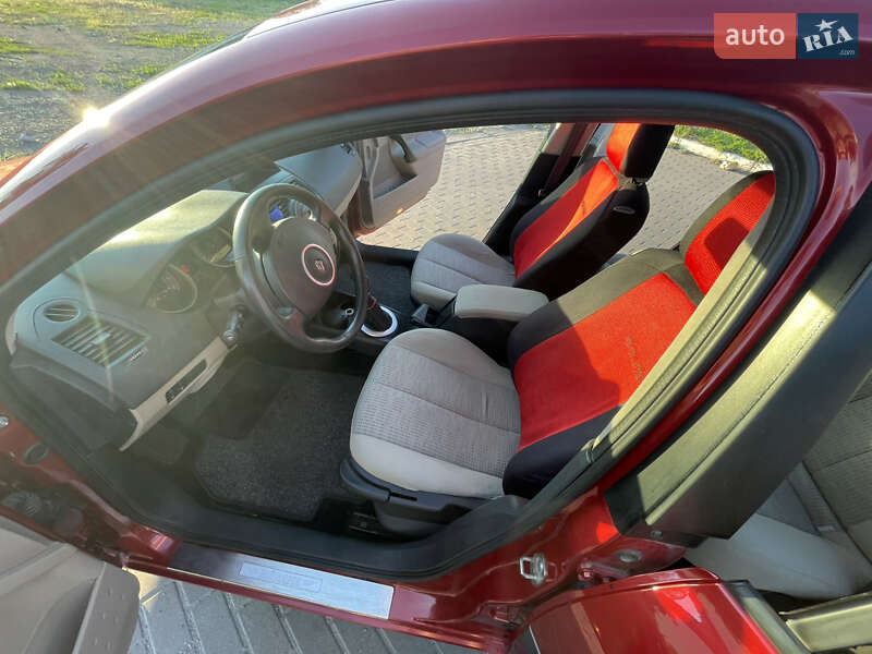 Седан Renault Megane 2006 в Дніпрі