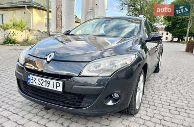 Универсал Renault Megane 2011 в 