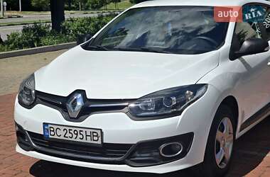 Хэтчбек Renault Megane 2014 в 