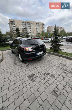 Универсал Renault Megane 2010 в 