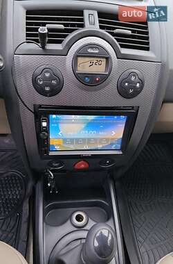 Седан Renault Megane 2006 в 