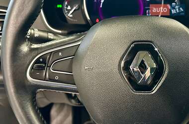 Седан Renault Megane 2018 в 