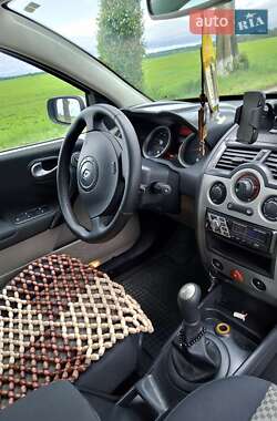Универсал Renault Megane 2004 в 