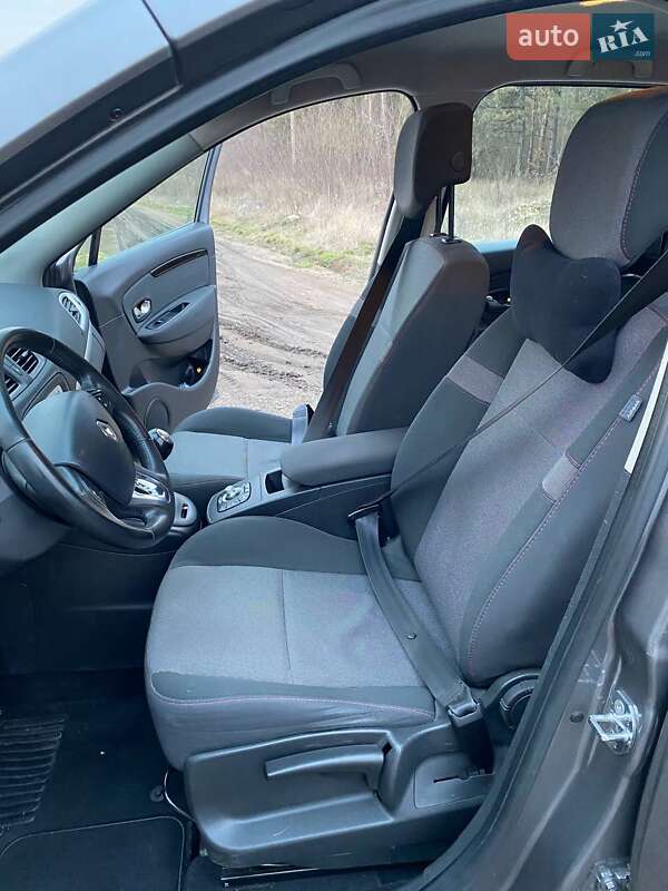 Универсал Renault Megane 2013 в Гайвороне