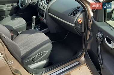 Седан Renault Megane 2009 в 