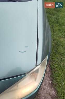 Седан Renault Megane 2005 в 