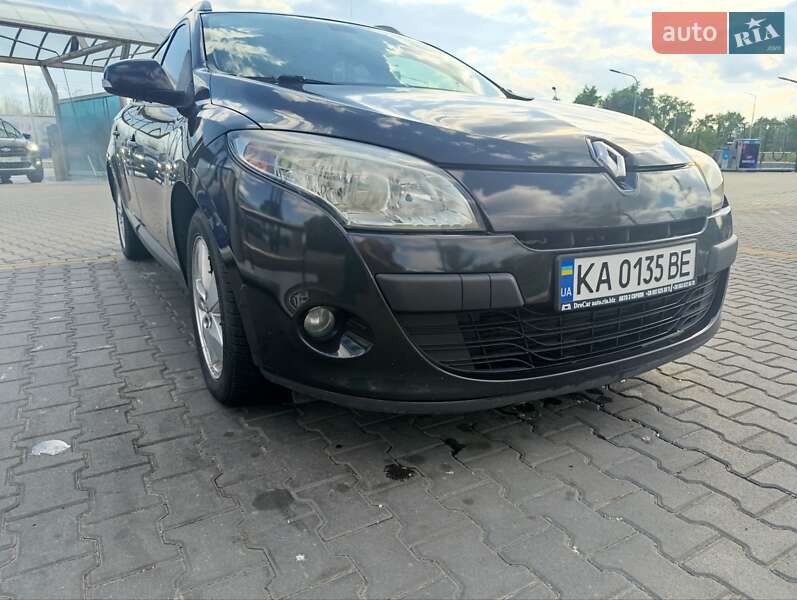 Универсал Renault Megane 2010 в 