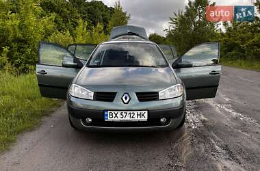 Хэтчбек Renault Megane 2003 в 