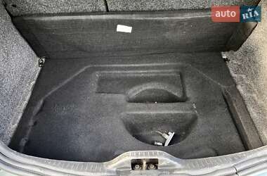 Хэтчбек Renault Megane 2003 в 