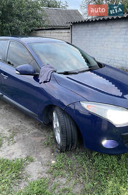 Хэтчбек Renault Megane 2009 в 