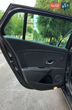 Универсал Renault Megane 2010 в 