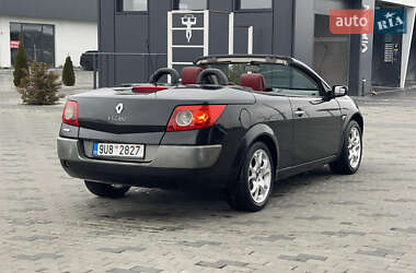Кабриолет Renault Megane 2005 в 