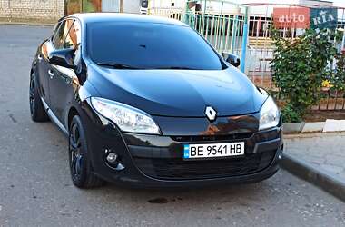 Хэтчбек Renault Megane 2010 в 
