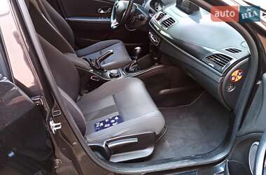 Хэтчбек Renault Megane 2010 в 