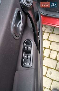 Хэтчбек Renault Megane 2004 в 