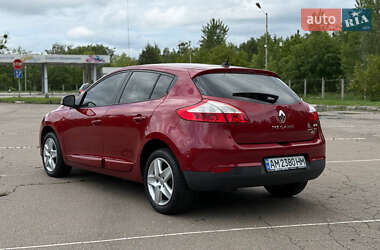Хэтчбек Renault Megane 2014 в 
