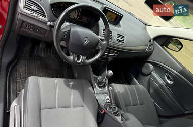 Хэтчбек Renault Megane 2014 в 