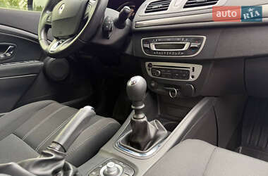 Хэтчбек Renault Megane 2014 в 