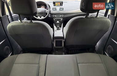 Хэтчбек Renault Megane 2014 в 