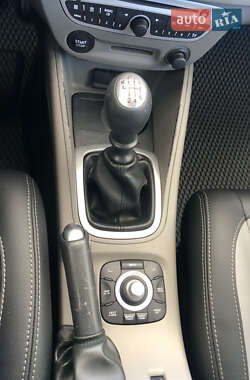 Универсал Renault Megane 2010 в 