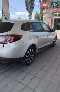 Универсал Renault Megane 2010 в 