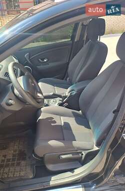 Универсал Renault Megane 2010 в 