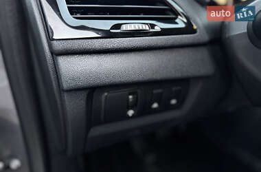 Универсал Renault Megane 2012 в 