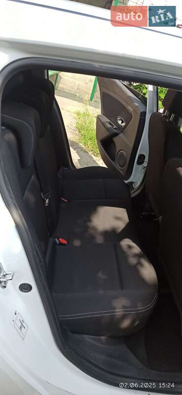 Хетчбек Renault Megane 2015 в П'ятихатках