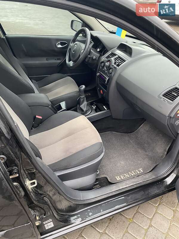 Седан Renault Megane 2006 в Дрогобичі фото 17 Седан Renault Megane 2006 в Дрогобичі