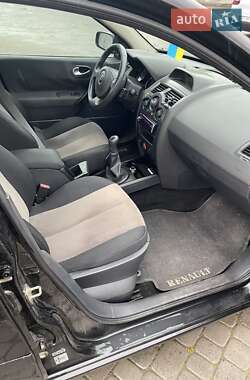Седан Renault Megane 2006 в 