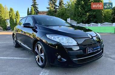 Хэтчбек Renault Megane 2011 в 