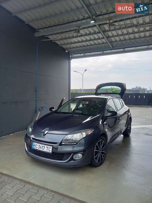 Хэтчбек Renault Megane 2013 в Буске