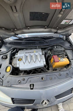 Универсал Renault Megane 2005 в 