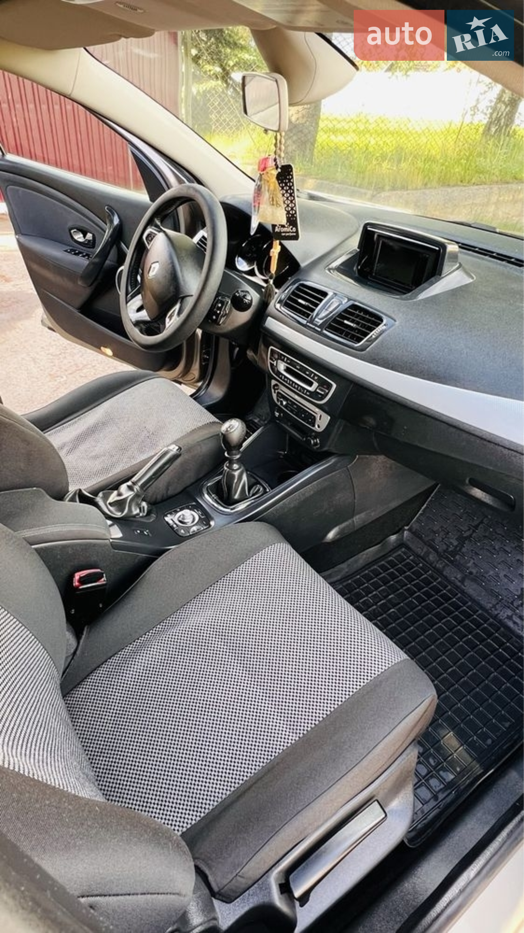 2012 Renault Megane - мініатюра 11