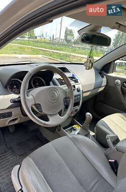 Седан Renault Megane 2005 в 