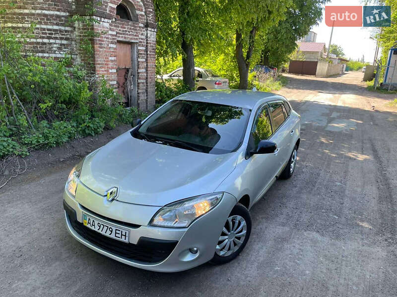 Універсал Renault Megane 2010 в Чернігові