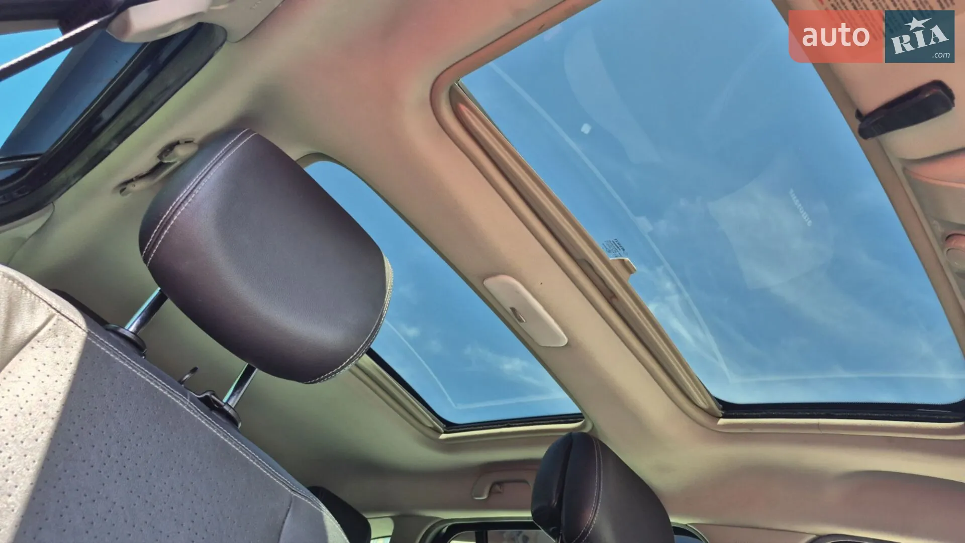 2010 Renault Megane - мініатюра 17