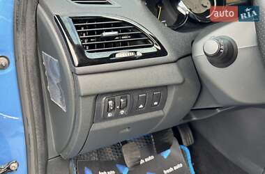 Универсал Renault Megane 2012 в 
