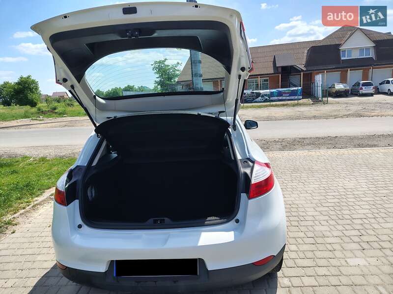 Хэтчбек Renault Megane 2011 в Умани