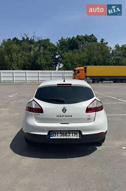 Хетчбек Renault Megane 2009 в 