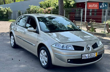 Седан Renault Megane 2006 в 