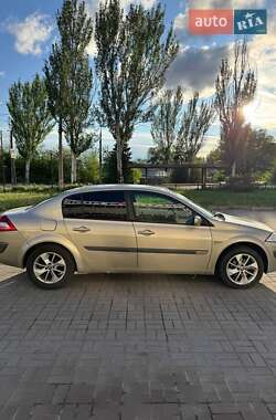Седан Renault Megane 2006 в 