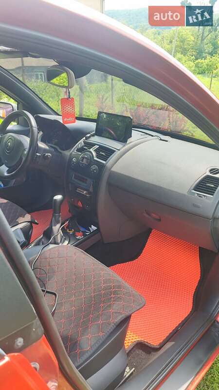 Седан Renault Megane 2004 в Львові фото 12 Седан Renault Megane 2004 в Львові